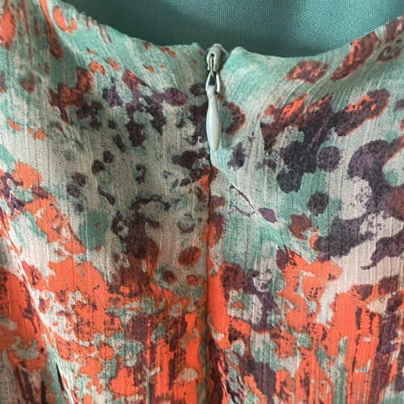 🔥🔥🔥Dress Barn Floral Chiffon Fully Lined Dress w/Dramatic Back-Zip-Elastic Waist - Picture 9 of 12